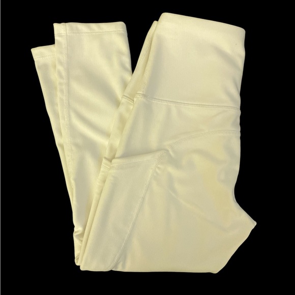 VOGO Athletica Pants - VOGO ATHLETICA HIGH RISE CAPRI S NWT